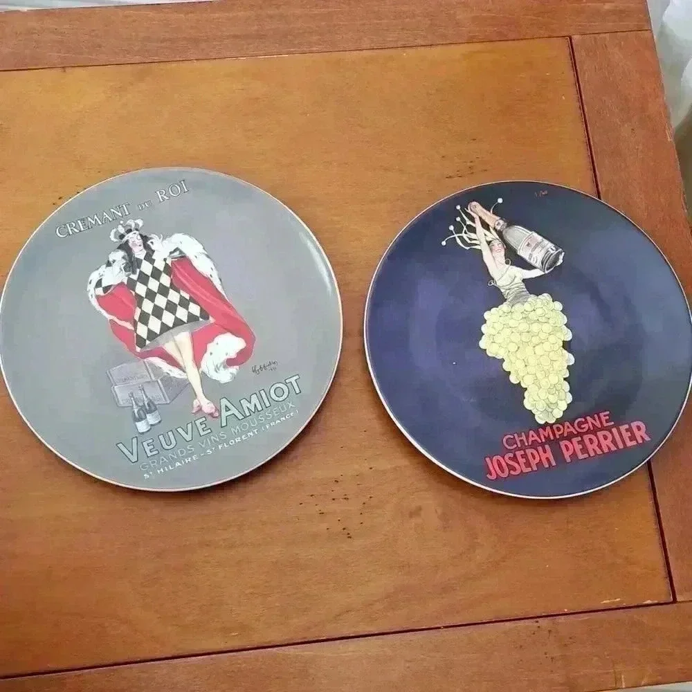 𝅺plates POTTERY BARN BUBBLY FOR FOOD OR WALL DECORATION VINTAGE LUXURY - Picture 2 of 7